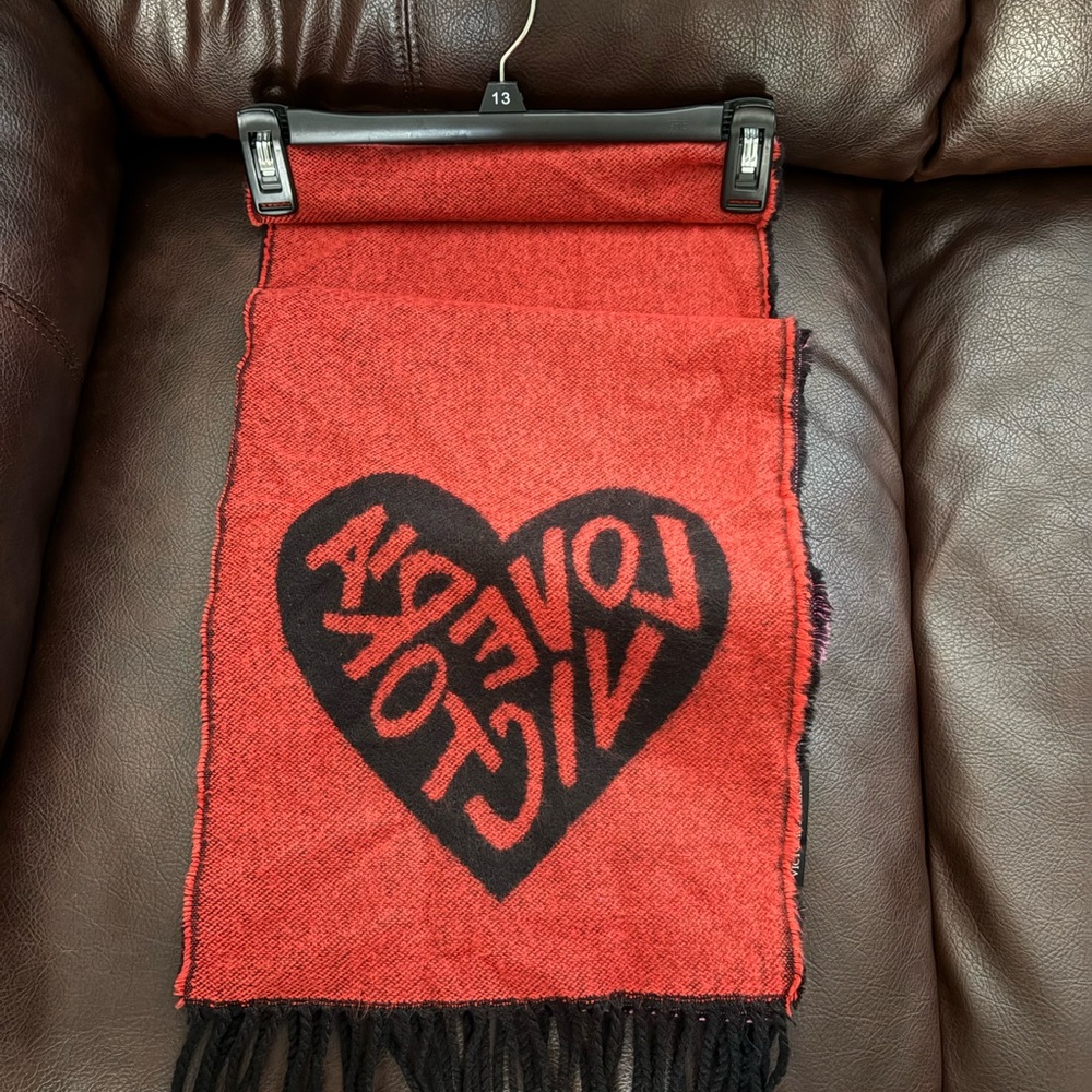 Victoria's Secret reversible scarf